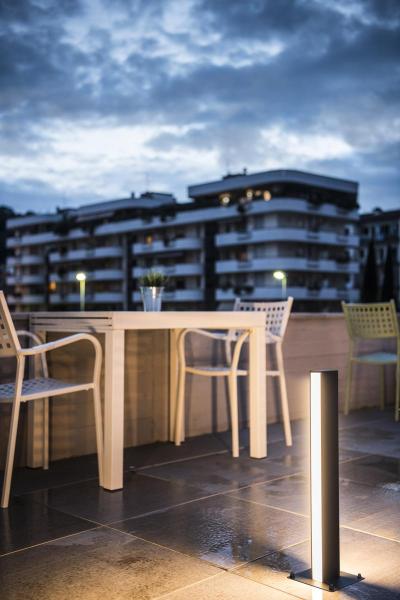 H-POL TWIN 60, Wege- und Standleuchte, zweiflammig, LED, 3000 K, anthrazit, L/B/H 16,5/16,5/66 cm