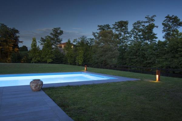 RUSTY® SLOT 50, Outdoor Standleuchte, LED, 3000 K, stahl gerostet, L/B/H 12/12/50 cm