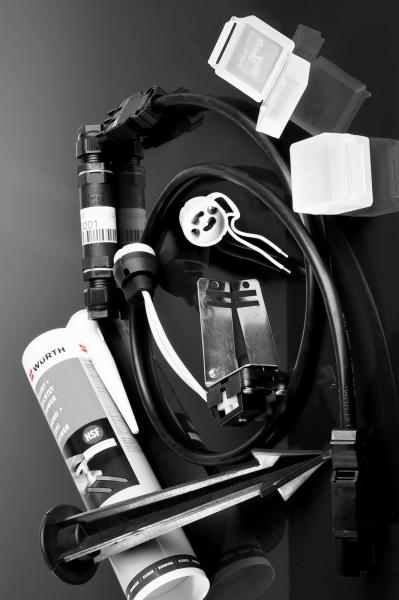 Mechanisches Montagezubehör - Erdspieß mit Gewindebuchse M5, 210x50mm