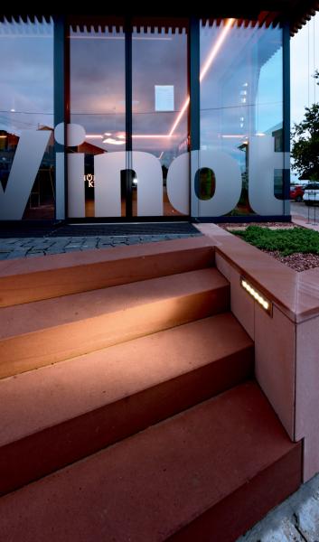 Bodeneinbauleuchte - Line Asymmetrisch, 12 W, 3000 K, Silber