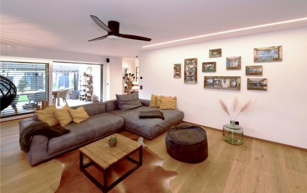 LED Stripe - Slim, SMD, 24V-11W, 3000-6500K, 5m